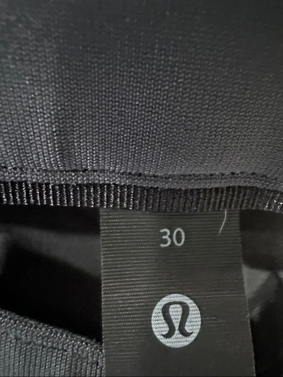 Lululemon ABC Black Pants Size 30 - Picture 7 of 7